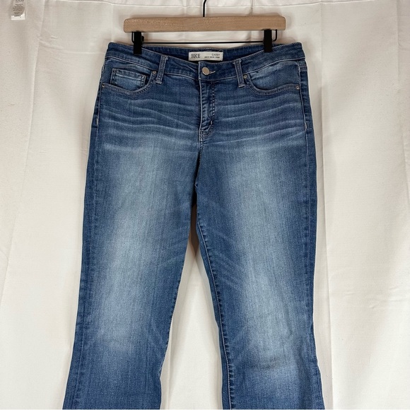 BKE Women’s Size 30x31.5 Denim Jeans Gabby Fit High Rise Curvy Straight Stretch - Picture 4 of 14